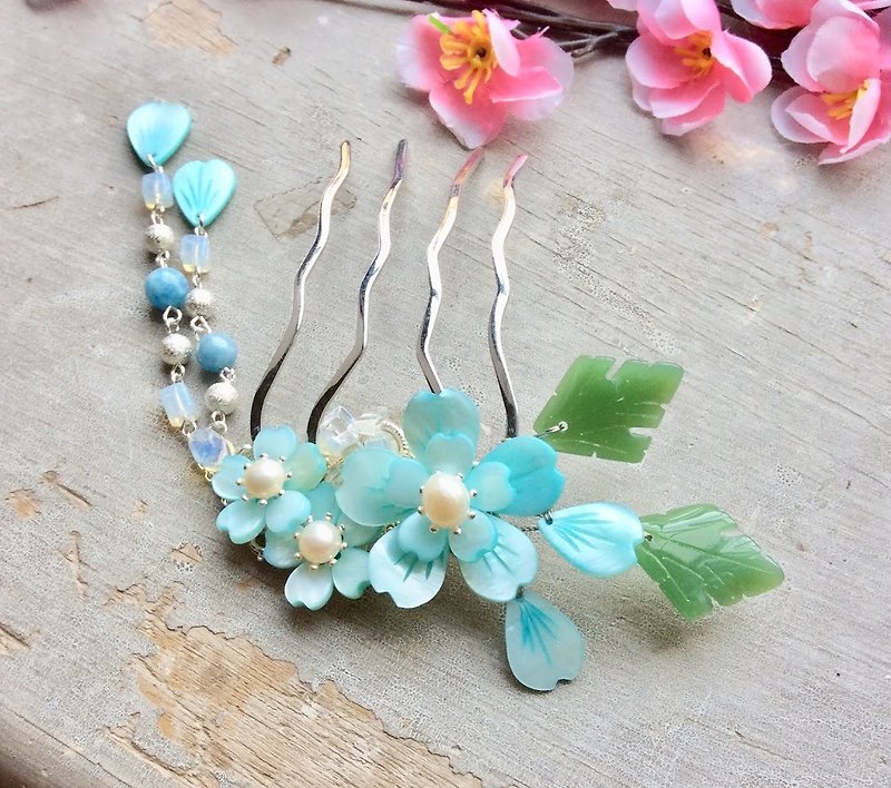 Meow Handmade~Chinese Style Japanese Style Four-Claw Shell Cherry Blossom Hair Comb (Water Blue/Gold/Silver) - Hair Accessories - Other Materials Blue