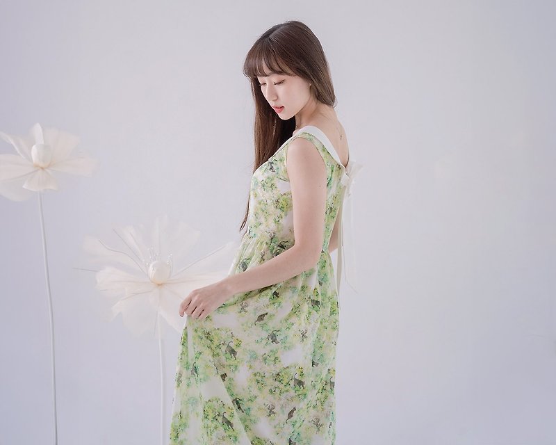 [Boli Print] U-LIKE Close-up Back Bow Casual Dress Arashiyama Early Summer Long Dress - ชุดเดรส - ผ้าฝ้าย/ผ้าลินิน สีเขียว