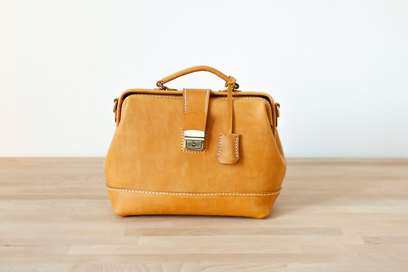 [Tangent School] Camera Bag British Doctor Bag Handmade Retro Portable Gold Bag Leather Messenger Bag