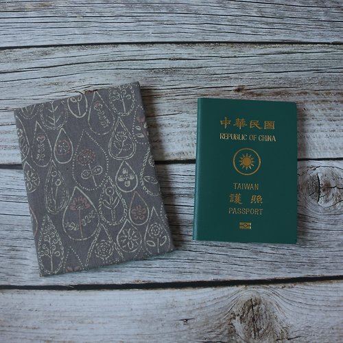 秋葉手作 【日系小花】護照套 護照夾 護照包 出國必備