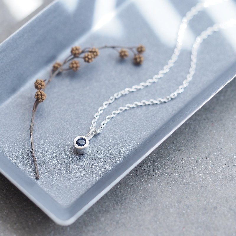 Natural sapphire tiny single grain necklace Silver 925