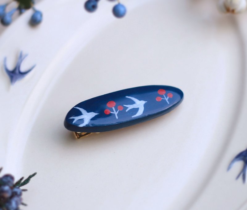 Navy blue bird hair clip / bird / hair accessory / clay / duckbill clip hand made - Hair Accessories - Clay Blue