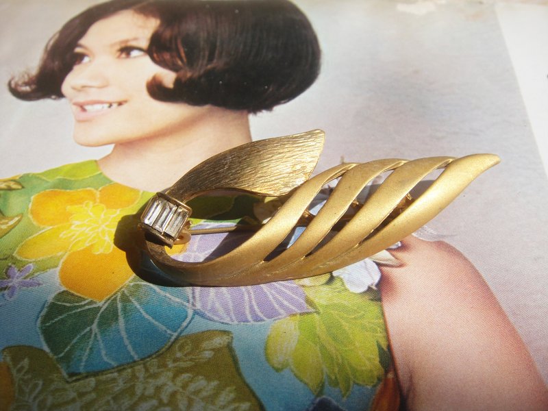 【老時光 OLD-TIME】早期二手精緻別針 - 擺飾/家飾品 - 其他材質 多色