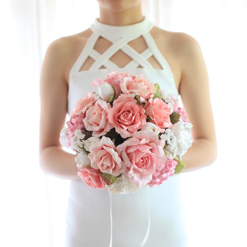 MB305 : ช่อดอกไม้เจ้าสาว สำหรับถือในงานแต่งงาน ในโทนสีชมพู - งานไม้/ไม้ไผ่/ตัดกระดาษ - กระดาษ สึชมพู