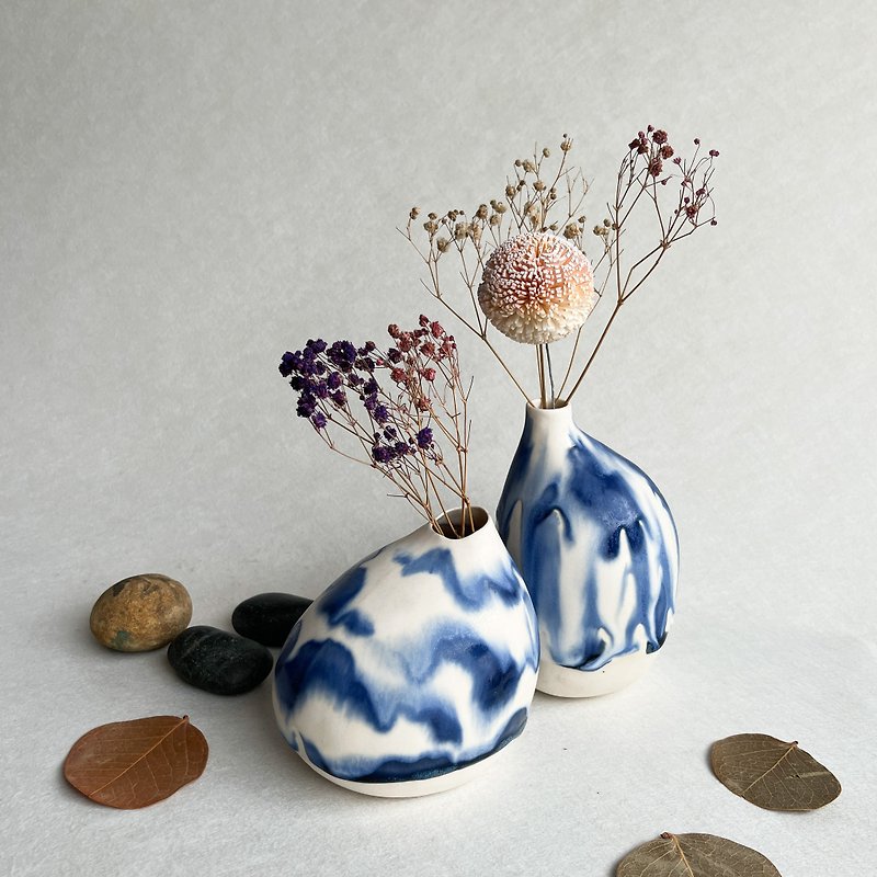望川。手工陶瓷花瓶 花器 陶藝 花道道具 陶器 擺飾 母親節禮物 - 花瓶/陶器 - 瓷 藍色