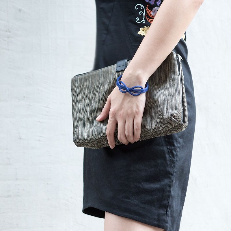 Lussli | Knitted Bracelet - IFINITY (Size S, Blue)