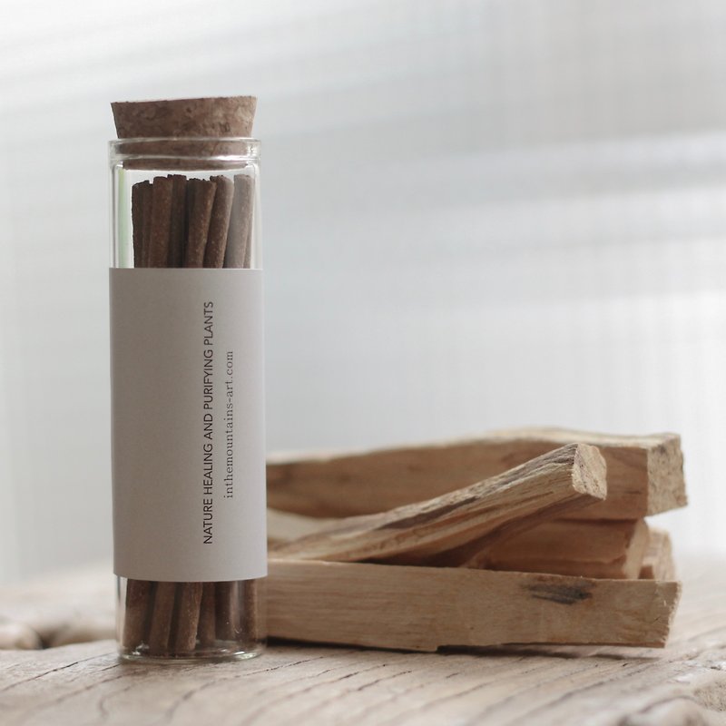 Palo Santo Selection Peruvian Holy Wood 2 is included in the group - Fragrances - Wood Brown