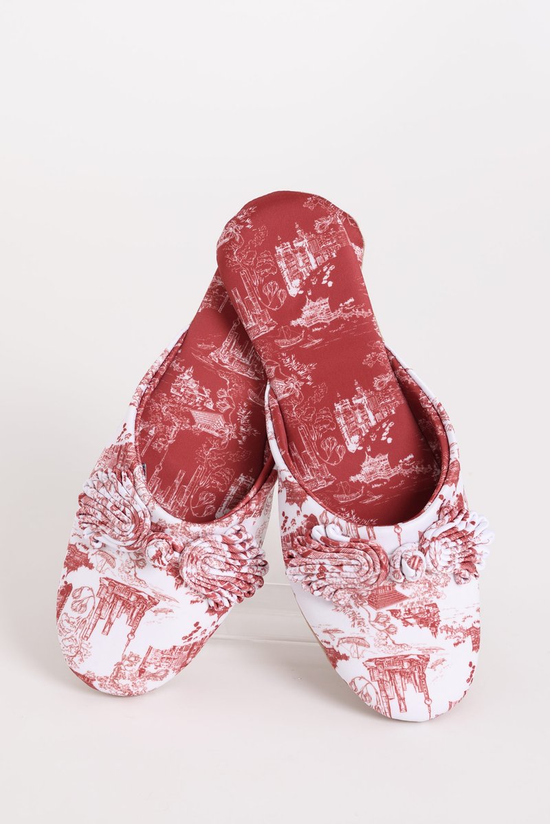 Yi-ming MARIE SHANGHAI PRINT HOUSE SLIPPERS (RED) - Sandals - Cotton & Hemp 