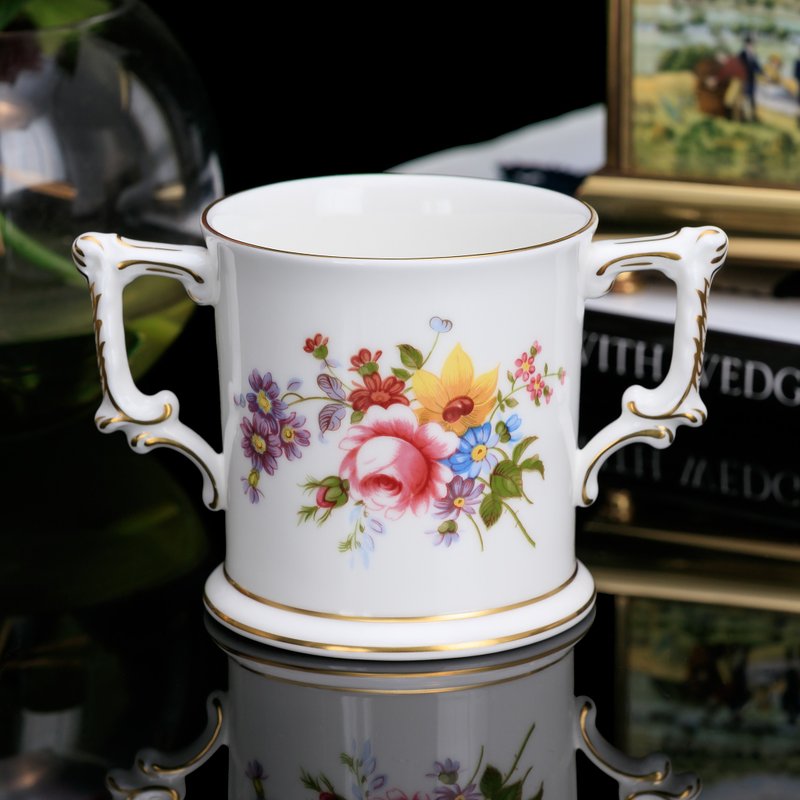 Royal Crown Derby 2013伊麗莎白二世女王加冕紀念雙耳骨瓷馬克杯 - 咖啡杯/馬克杯 - 瓷 