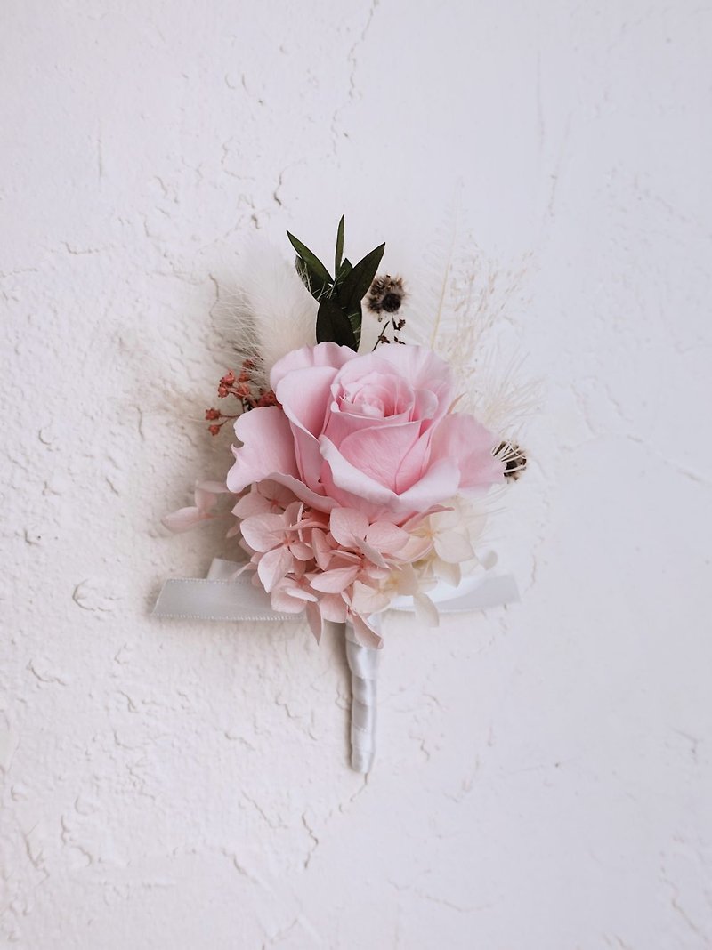 Corsage for the groom/the officiant [Pink Love]-Wedding/Eternal Flower - เข็มกลัด/ข้อมือดอกไม้ - พืช/ดอกไม้ สึชมพู