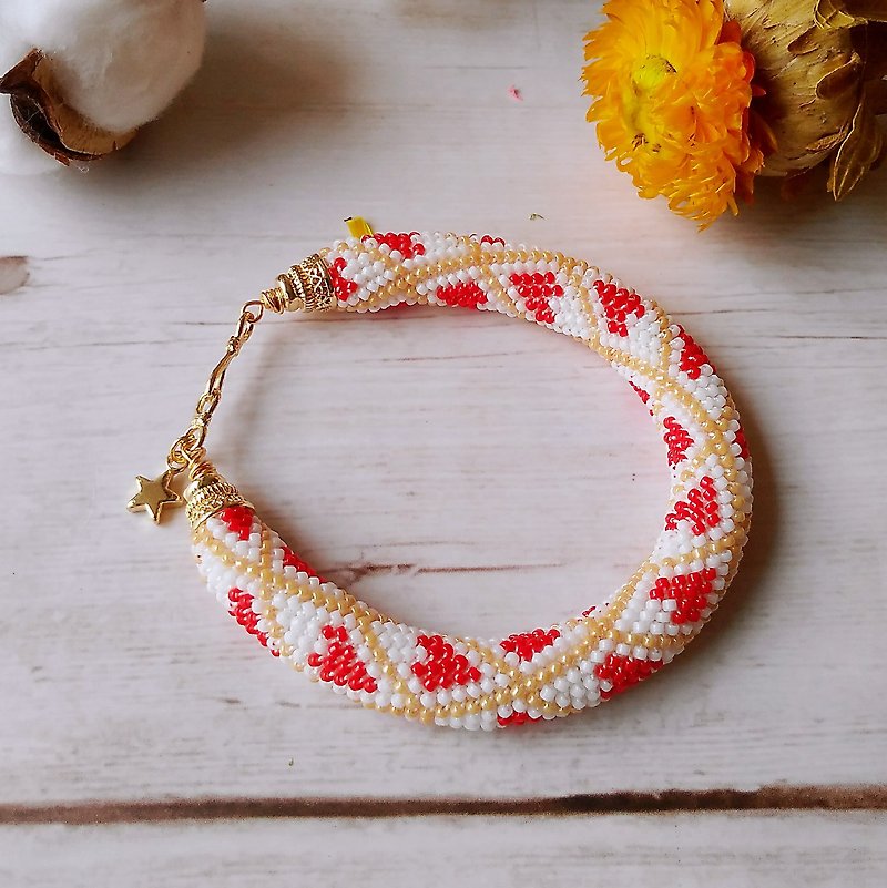 (Rough) Geometric Pattern Series Sweet Love Pattern Handmade Jewelry Beaded Crochet Bracelet Bracelet