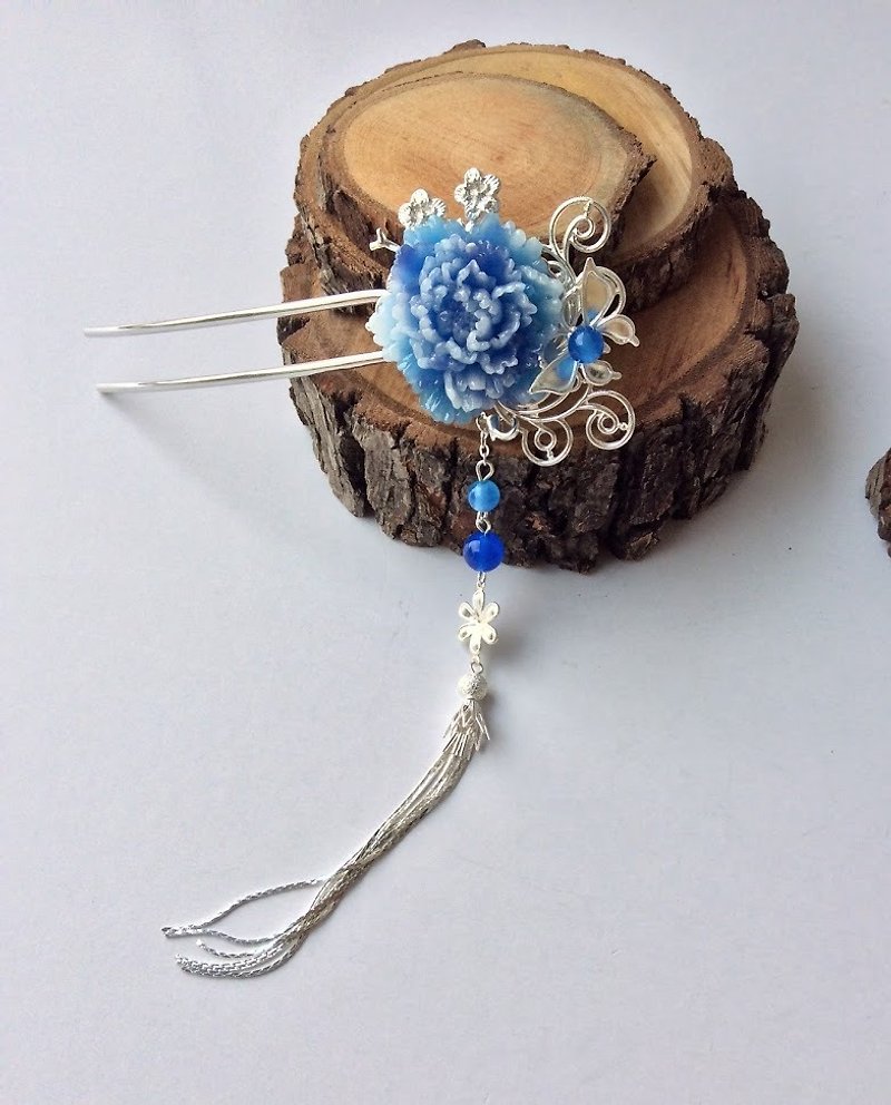 Miao hand made ~ resin peony hairpin (blue / silver bottom) - Hair Accessories - Other Materials Blue