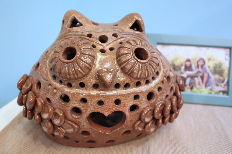 Yoshino eagle hand-made pottery | pottery owl lamp - Lighting - Pottery Orange