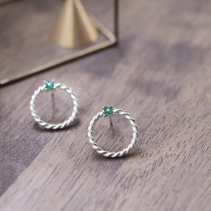 Emerald Flower Wreath Earrings Silver 925