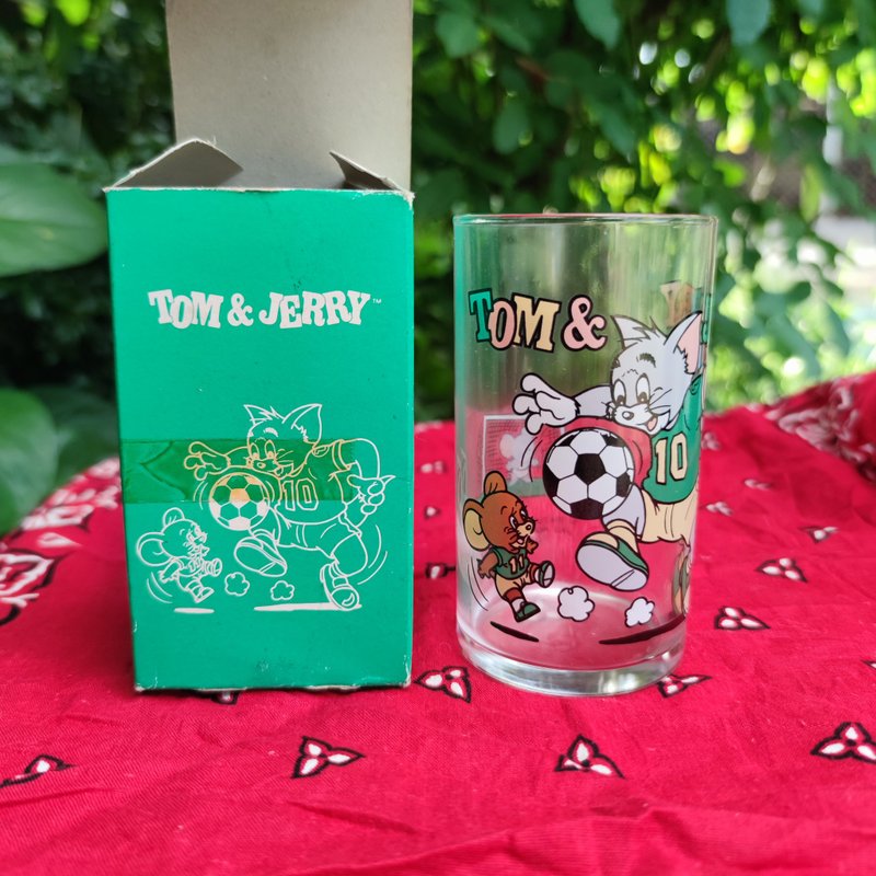 แก้วการ์ตูนวินเทจ 90s Tom & Jerry Drinking Glasses with Box - แก้วไวน์ - แก้ว สีนำ้ตาล