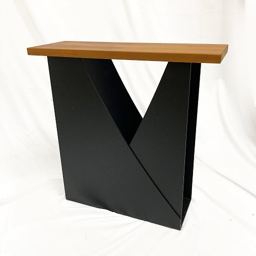 YCY：設計款信箱、金屬製品、設計家具、魔劍、妖刀，提供頂精緻的好選項 鐵木和 開襟邊桌 窄身邊桌 客廳小桌 製物檯 書房邊桌