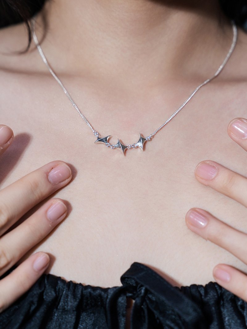 車頭燈項鍊 3 - 項鍊 - 其他金屬 銀色