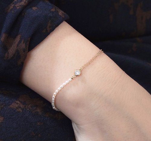 LE LOISIR 小時光設計飾物 JANE 14kgf 天然米粒珍珠單鑽簡約手鍊