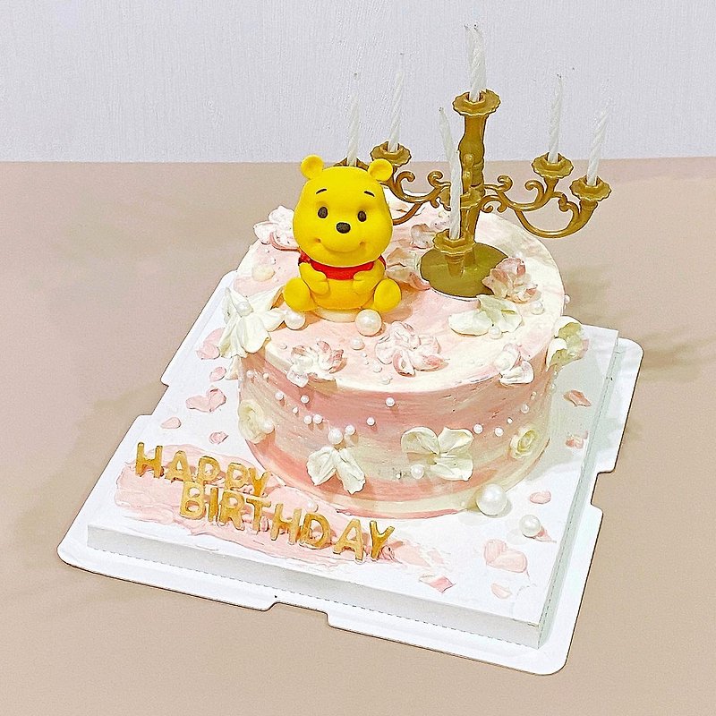 [Customized] 5-inch fondant doll candlestick cake - เค้กและของหวาน - อาหารสด สีทอง