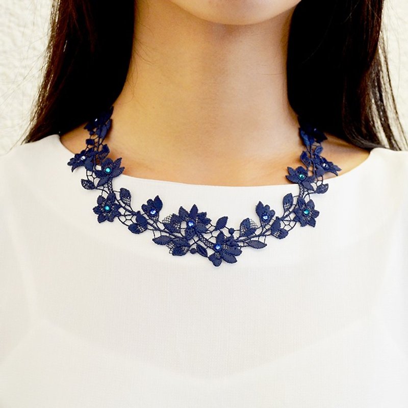 PINKOI Limited Blessing Bag - Indigo Flower Necklace & Earrings - Necklaces - Thread Blue