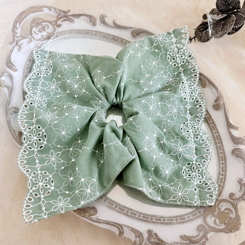 方形大腸圈/ 髮圈 刺繡蕾絲 綠腸圈 棉布大腸髮圈 方巾 方型 - 髮夾/髮圈 - 其他材質 綠色
