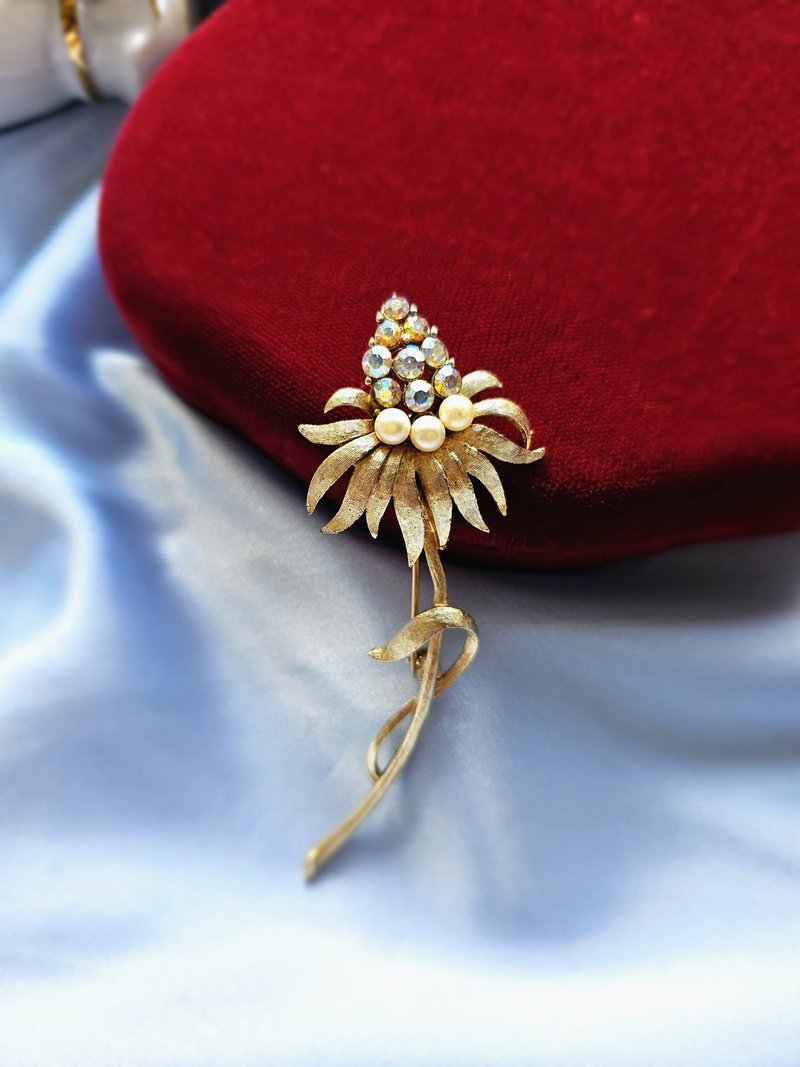 Rhine stamen pearl large brooch/pin/vintage jewelry/American Western antique jewelry - Brooches - Other Metals 