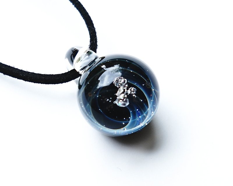 Meteorite World Gibeon Meteorite Ver1 Space Glass Star - Necklaces - Glass Blue