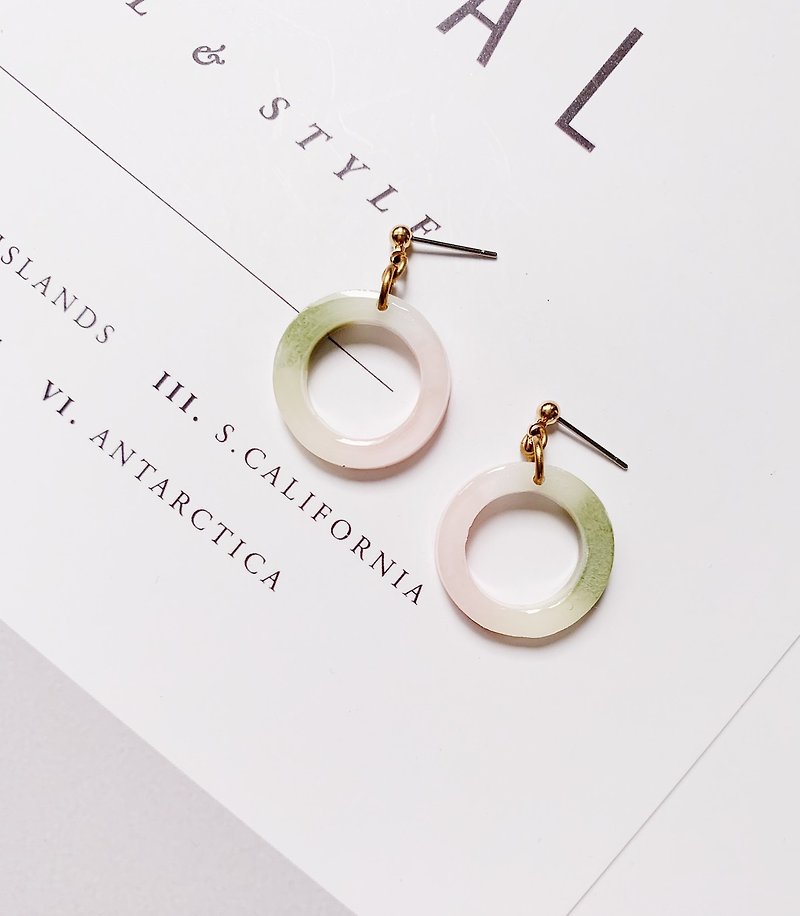 La Don - 垂墜耳環 - 柔焦系列 - 圓形苔蘚  耳針/耳夾可選 - 耳環/耳夾 - 樹脂 綠色