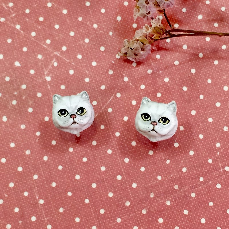 White Persian cat earrings, Cat stud earrings, tiny cat earrings