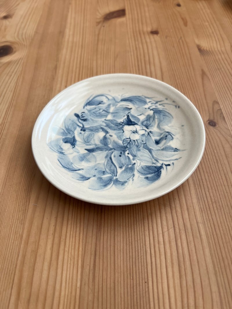 Ink leaf blue and white plate 14.6cm - Plates & Trays - Pottery 