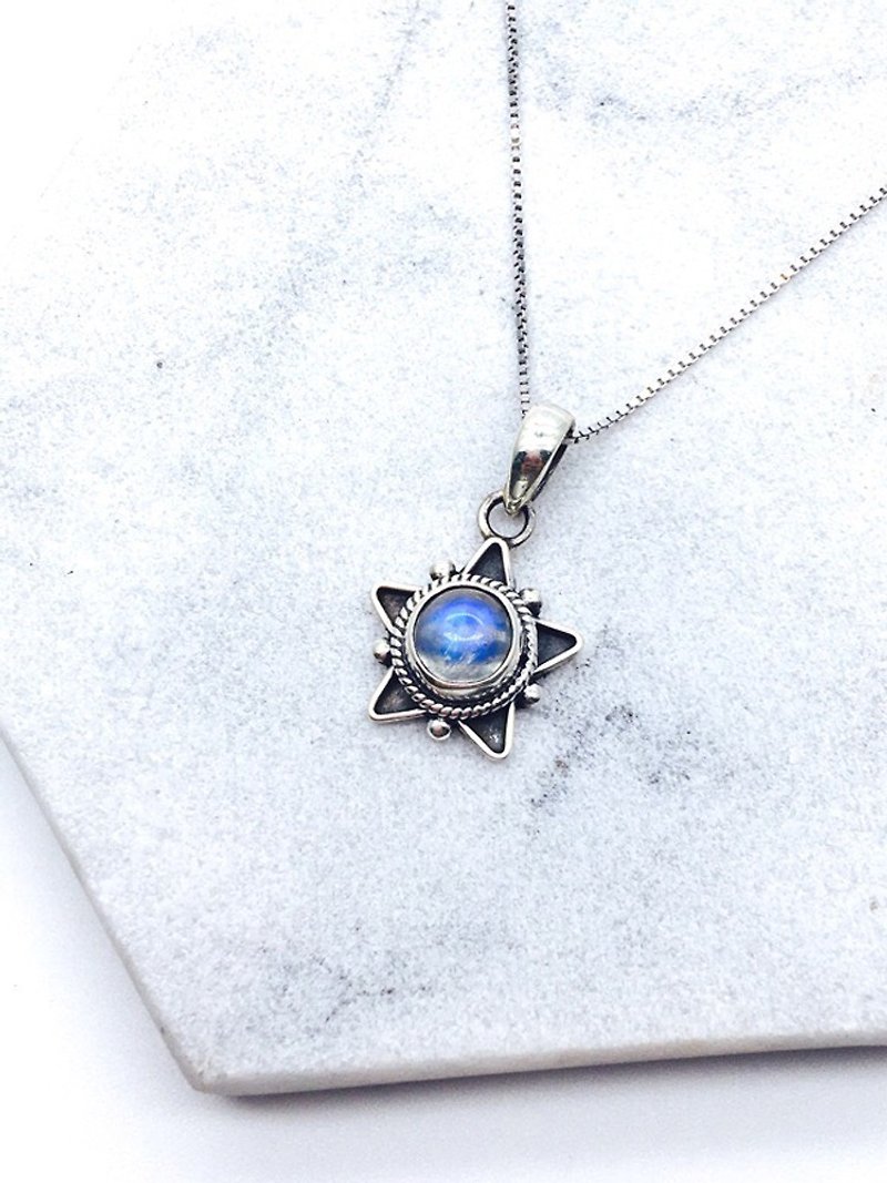 月光の石の925の純粋な銀の星設計のネックレス - ネックレス - 宝石 シルバー