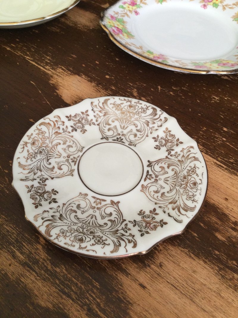 Alka Bavaria Antique Small Saucer - จานและถาด - เครื่องลายคราม 