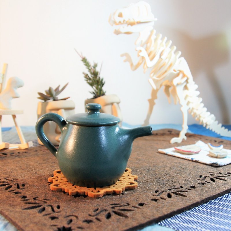 Chrome green and blue spotted teapot - capacity about 150ml - ถ้วย - ดินเผา สีเขียว