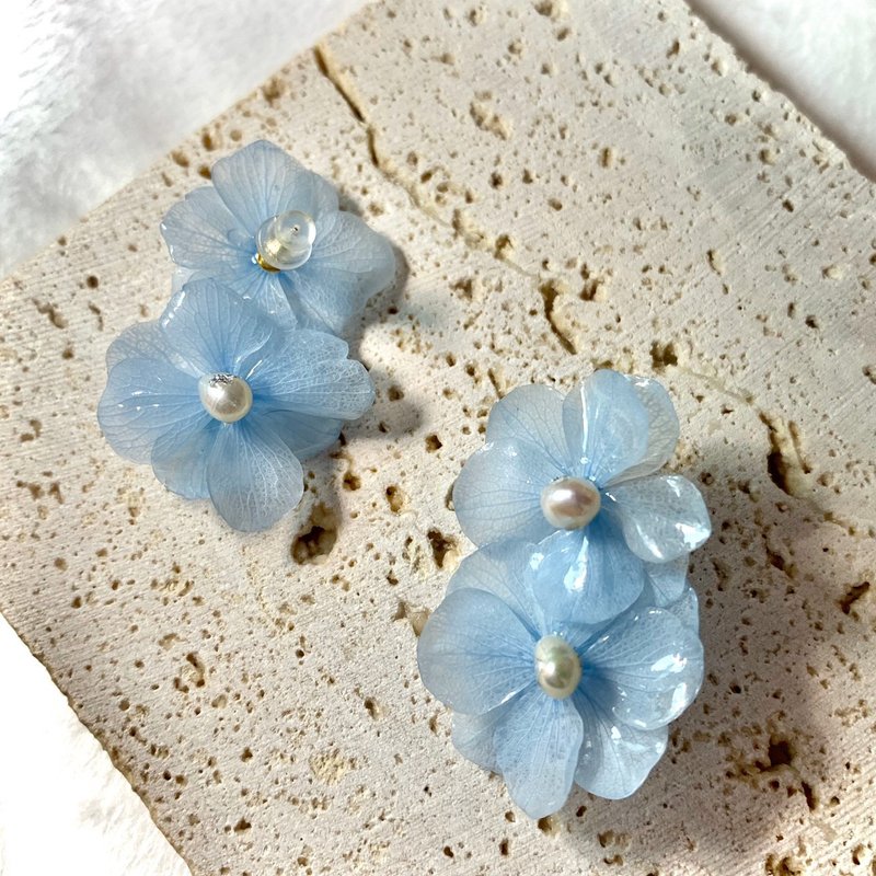 自信之作 優雅啟程系列 真花 天然珍珠 (耳針/耳夾/耳環) - 耳環/耳夾/耳骨夾 - 植物．花 藍色