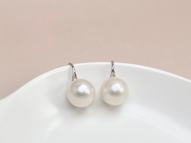 High heels natural freshwater pearl large pearl Silver earrings - ต่างหู - ไข่มุก ขาว