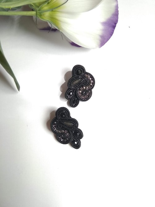 Olga Sergeychuk jewelry Earrings Asymmetric stud earrings in beige color Christmas Gift Wrapping