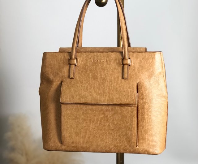 【LOEWE】ハンドバッグ　ロゴ型押し　レザー　キャメル LOEWE ロエベ ハンドバッグ キャメル ロゴ レザー 型押し