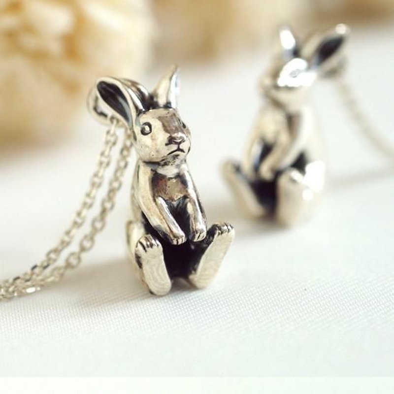 Rabbit pendant - Necklaces - Other Metals Silver
