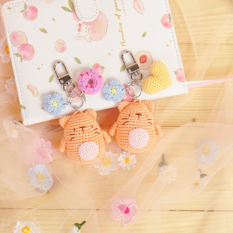 orange cat crochet doll  keyring keychain bag charm handmade gift - 鑰匙圈/鑰匙包 - 棉．麻 橘色