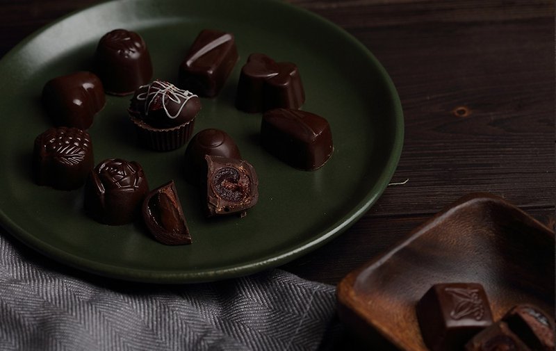 藏心禮盒 【黑方巧克力】 - 巧克力 - 新鮮食材 