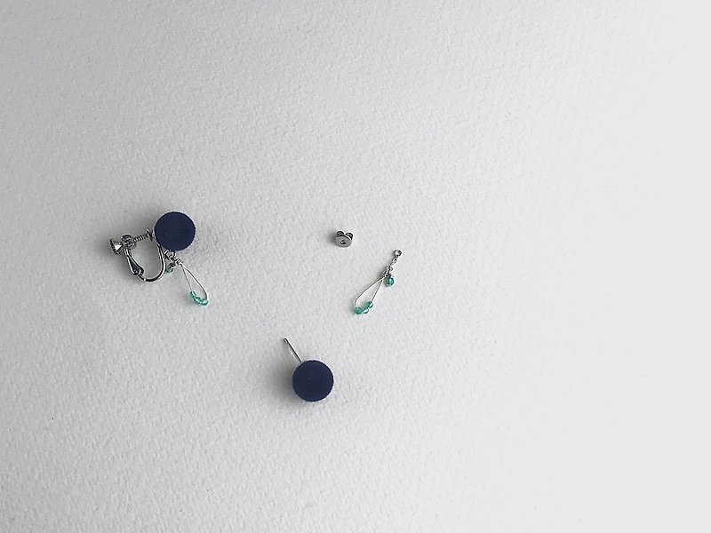 Bolo Clip-on earrings or Pierced earrings : Silver color - 耳環/耳夾 - 寶石 藍色