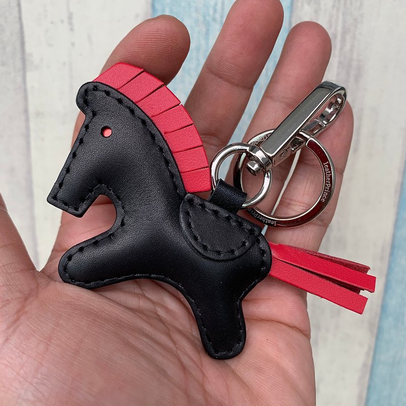 Healing small things black/red cute pony hand-stitched leather keychain small size