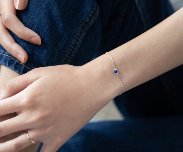 Lapis lazuli small round piece sterling silver bracelet natural