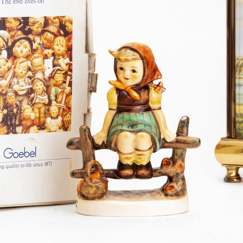 German Goebel Hummel Hummel doll out-of-print hand-painted ceramic porcelain doll sculpture - ตุ๊กตา - เครื่องลายคราม 