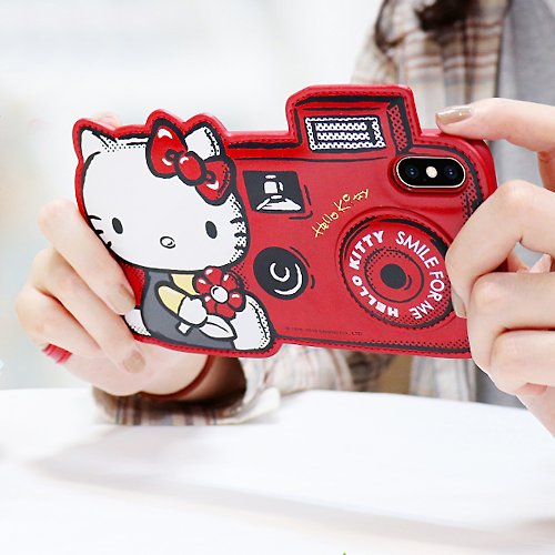 永橙.GARMMA-三麗鷗/LINE FRIENDS/蠟筆小新正式授權商 GARMMA Hello Kitty iPhone X/XS系列 皮革造型保護套 旅行相機