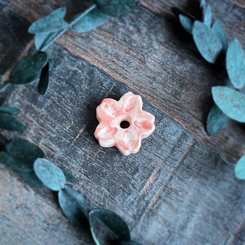 [Additional purchase discount] Handmade white porcelain cherry blossom incense sticks stick - additional purchase only, please do not place separate orders - Fragrances - Porcelain Pink