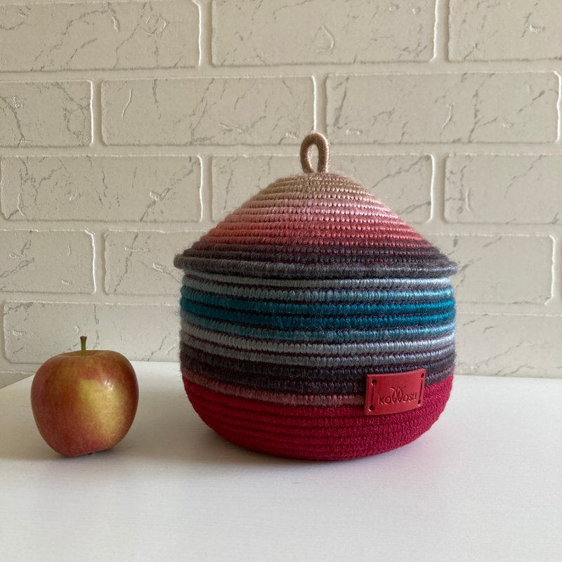 Raspberry storage basket with lid 16 cm x 16.5 cm - 居家收納/收納盒/儲物盒 - 棉．麻 紫色