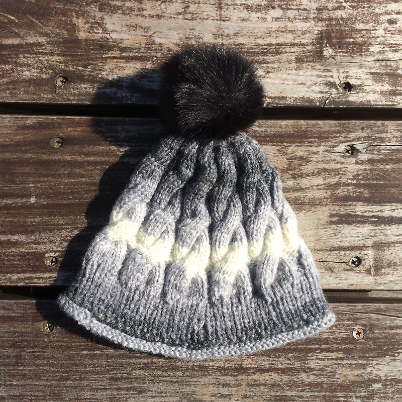 Ms. Forest Handmade Knitting - White Gray Black Hat for kid