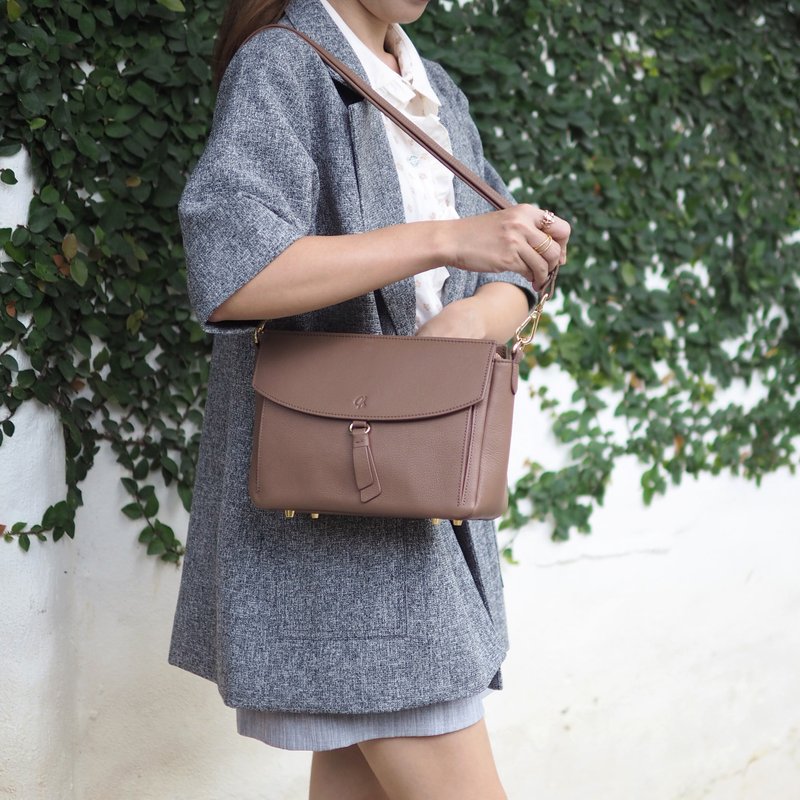 Margo (woodrose) : Leather bag, Crossbody bag, Cow leather, Brown-nude - 手提包/手提袋 - 真皮 咖啡色
