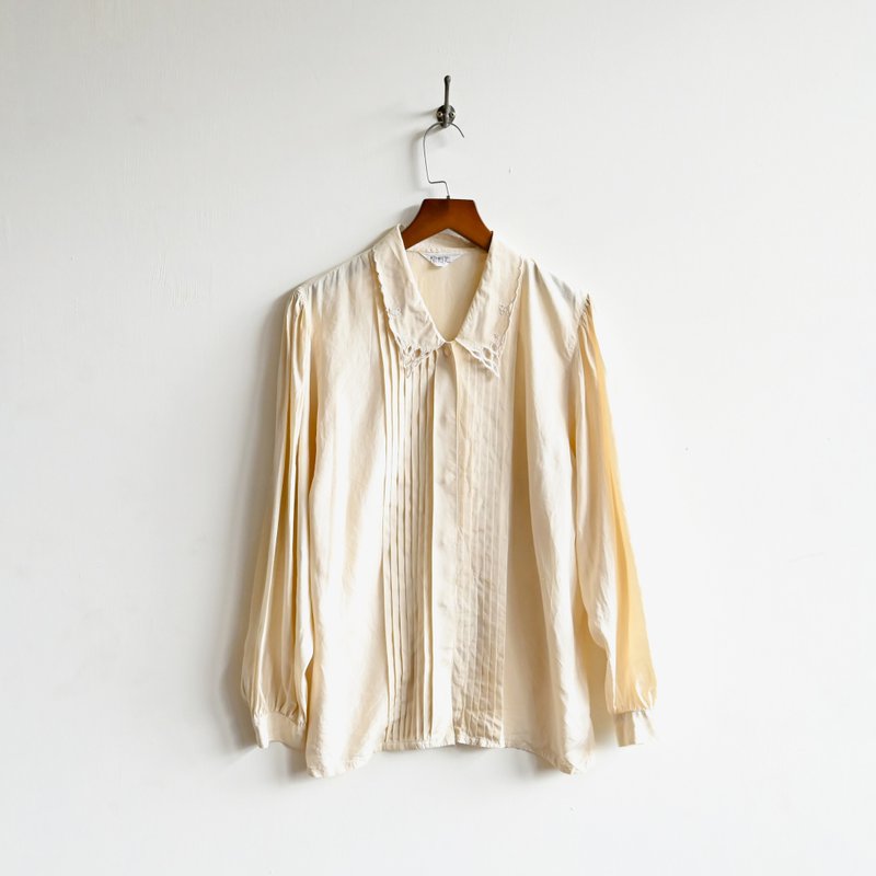 【蛋植物古著】晨光純絲日本製古著襯衫 - 女襯衫 - 絲．絹 黃色